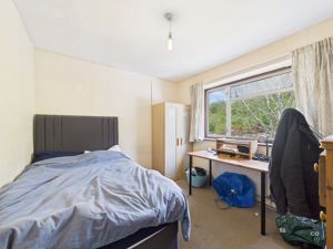 Photo 24- click for photo gallery